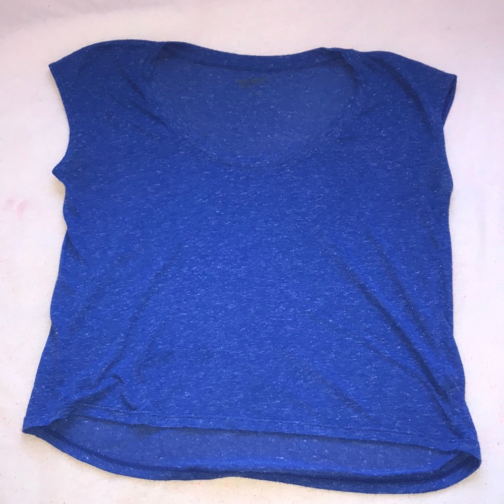 blue tee shirt